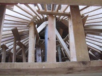 Gerüstschablone für das Gewölbe des Vorraums 
mit zentraler Deckenöffnung (Aufnahme 2005)